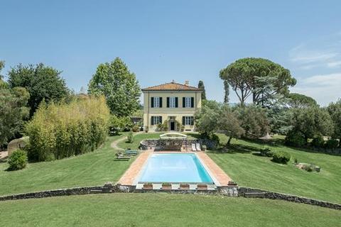 6 bedroom villa, Lucca, Tuscany