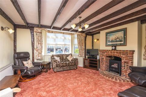 3 bedroom semi-detached house for sale - Sutton Road, Southend-on-Sea, SS2