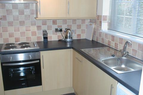 2 bedroom flat to rent, Eskdale Drive, Timperley WA15