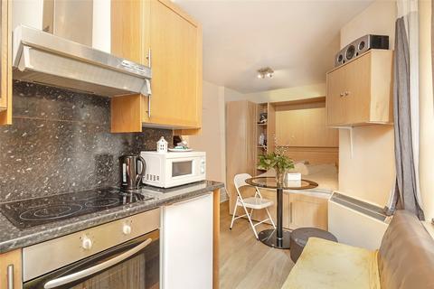 undefined, Hunter Street, London, WC1N