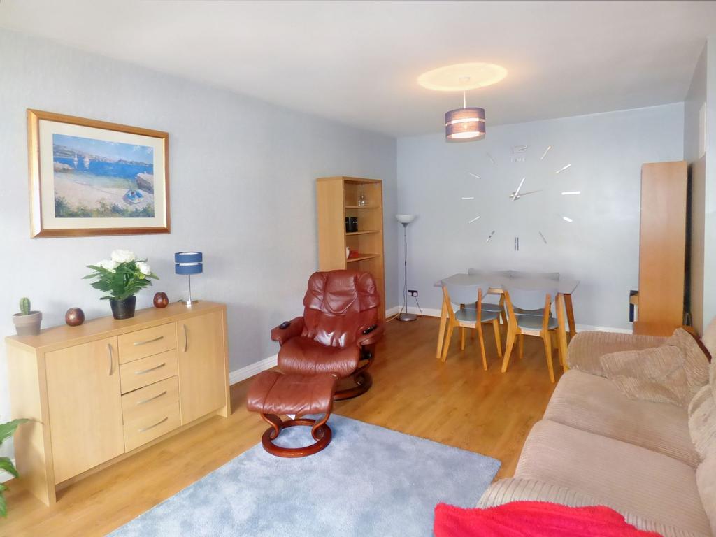 Briarwood Crescent, Walkerville... 3 bed semidetached house £234,950
