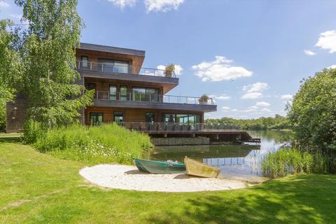 6 bedroom detached house for sale - Bowmoor Lake, The Lakes, Lechlade, GL7