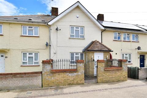 3 bedroom terraced house for sale - Thistle Road, Gravesend, Kent
