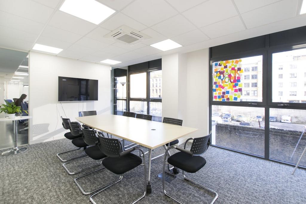 32131 office7.jpg