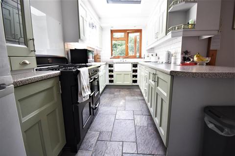 4 bedroom end of terrace house for sale - Duvals Cottages, Meesons Lane, Grays
