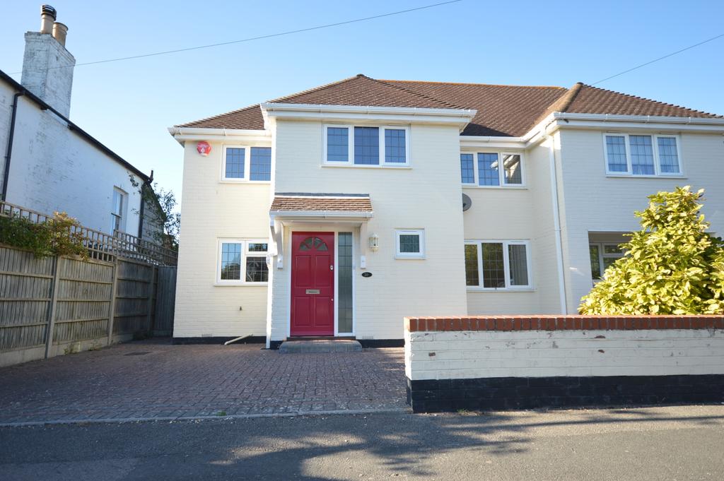 Stanley Road, Lymington, Hampshire, SO41 3SL 4 bed semidetached house