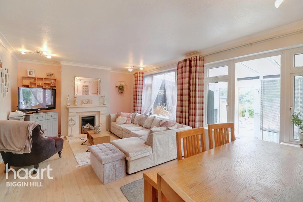 Kings Road, Biggin Hill 3 bed semidetached house for sale £425,000