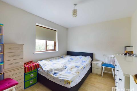 13 Babylon Grove, Westcroft, Milton Keynes, MK4 4GH