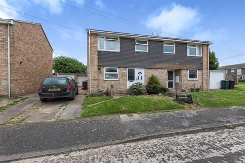 3 bedroom semi-detached house for sale - Ruskin Close, Selsey, PO20