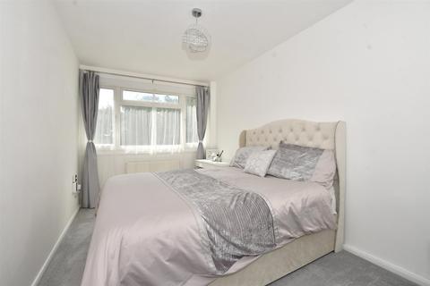 56 Brookfields Avenue, Mitcham, CR4 4BT