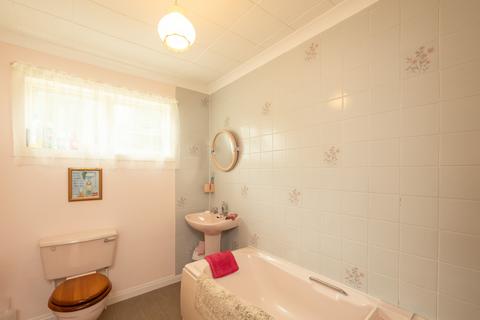 Roslyn Coupar Angus Road, Blairgowrie, PH10 6JY