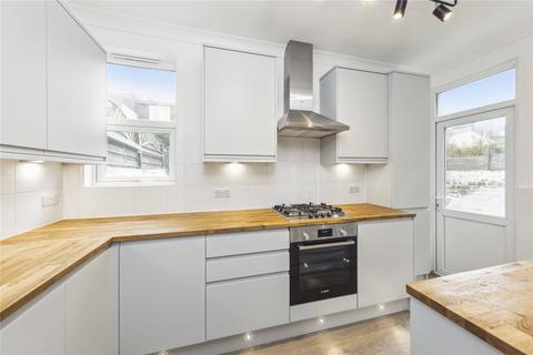 2 bedroom apartment to rent, Wardo Avenue, Fulham