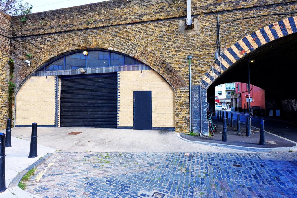 Arches 313314 A Hare Row Bethnal Green London E2