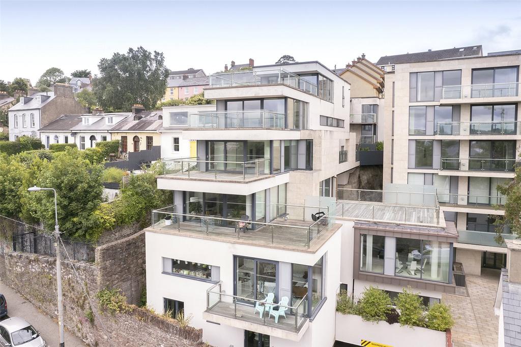Sundays Well, Cork City 2 bed flat £484,333* (€575,000)