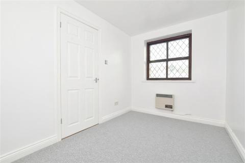 1 bedroom ground floor flat for sale - Clive Road, Fratton, Portsmouth, Hampshire