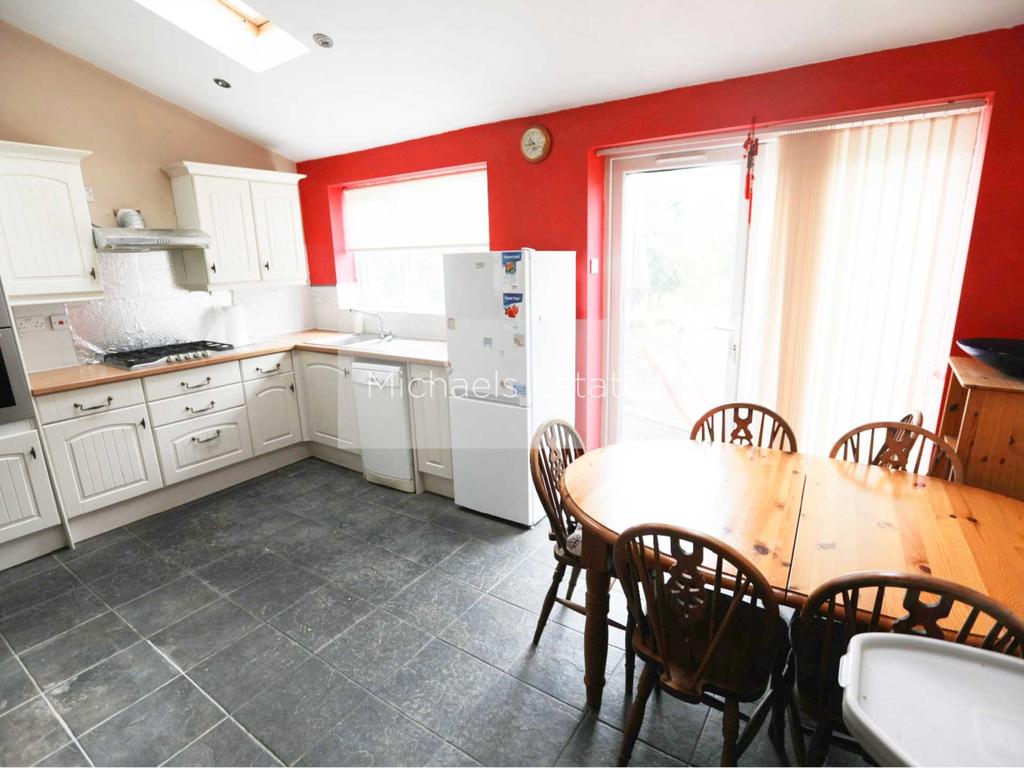 Grange Road, Wigston 3 bed semidetached house for sale £270,000