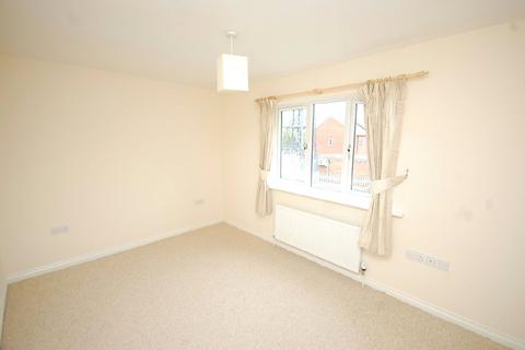 2 bedroom terraced house to rent, Danes Close, Grimsby, North East Lincolnshire, DN32