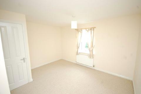2 bedroom terraced house to rent, Danes Close, Grimsby, North East Lincolnshire, DN32