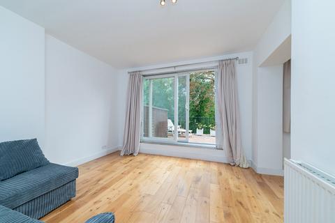 2 bedroom apartment to rent, Greencroft Gardens, London NW6