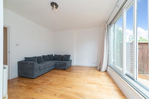 2 bedroom apartment to rent, Greencroft Gardens, London NW6