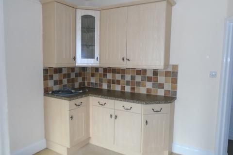 3 bedroom flat to rent - High Green, Cannock WS11