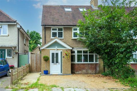 5 bedroom semi-detached house for sale - Leggatts Way, Watford, Hertfordshire, WD24