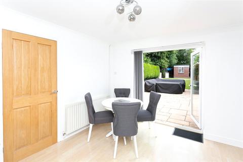 3 bedroom end of terrace house for sale - Lea Bushes, Watford, Hertfordshire, WD25