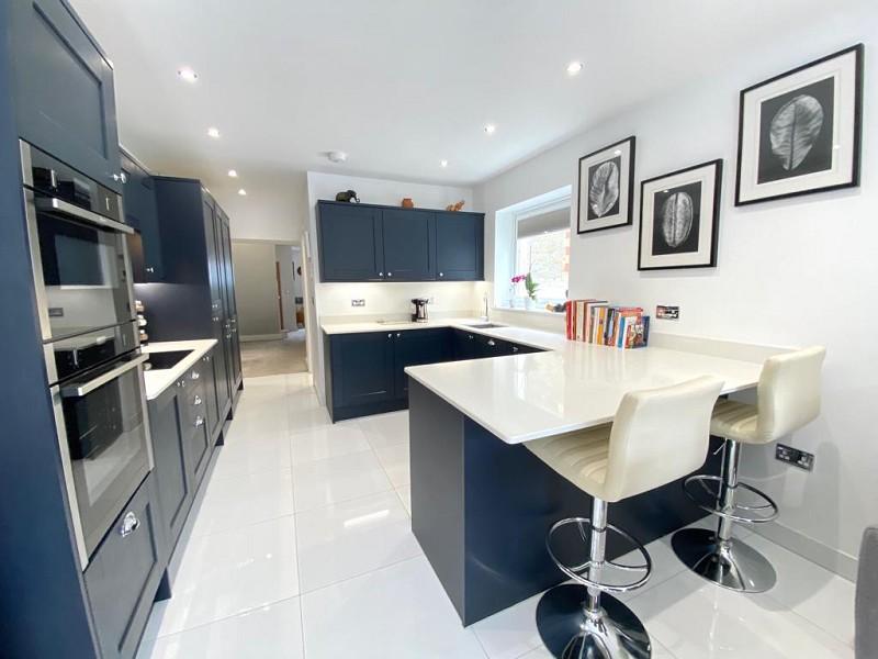 Corbett Street, Ogmore Vale... 4 bed end of terrace house £265,000