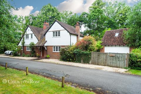 3 bedroom detached house for sale - Church Lane, Wexham