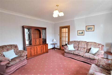 21 Cuninghame Drive, Stevenston, KA20 4AB