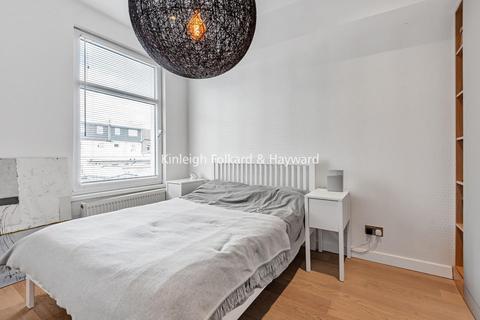 39 Killearn Road, Catford, London, SE6 1BN
