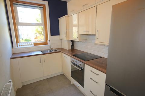 2 bedroom flat to rent, Broughton Road, Edinburgh, EH7