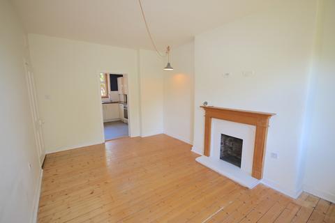 2 bedroom flat to rent, Broughton Road, Edinburgh, EH7