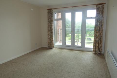 2 bedroom flat to rent, Two bedroom first floor flat