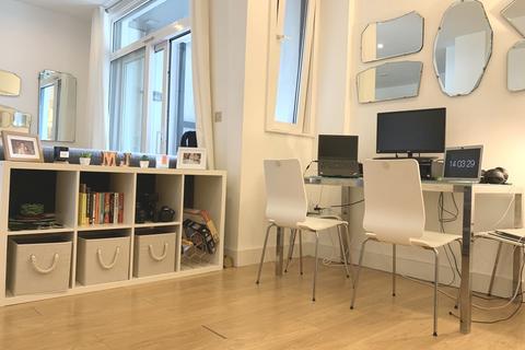 1 bedroom flat to rent, Cornell Square, London SW8