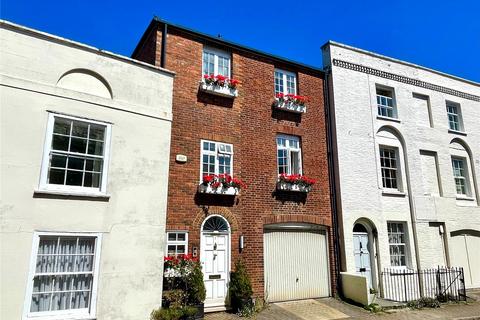 5 bedroom terraced house for sale, Wellington Place, Captains Row, Lymington, SO41