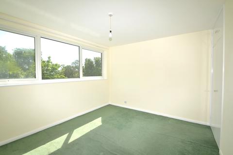 2 bedroom flat to rent - South Norwood Hill, South Norwood SE25