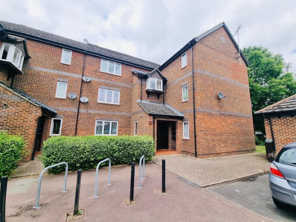 Didcot, Oxfordshire, OX11 1 bed apartment £850 pcm (£196 pw)