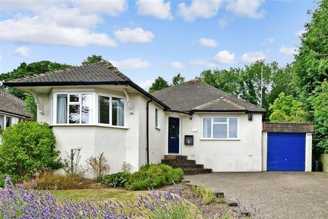 31 Great Tattenhams, Epsom, KT18 5RF