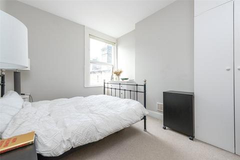2 bedroom apartment to rent - Bathurst Gardens, London, NW10