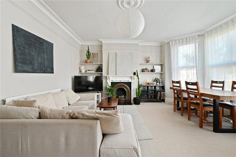 2 bedroom apartment to rent, Bathurst Gardens, London, NW10