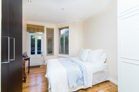 2 bedroom apartment to rent, Greencroft Gardens,  South Hampstead,  NW6