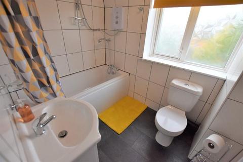 2 bedroom semi-detached house to rent - St Austell Drive, Baugh Green, Barnsley, S75 1LG