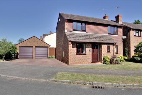 4 bedroom detached house for sale - Denmead, Waterlooville