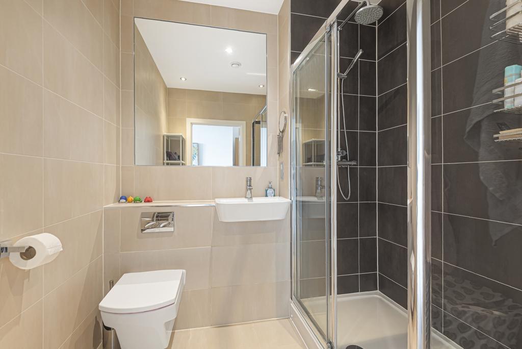 Bathroom x2