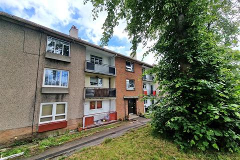 3 bedroom apartment to rent - Cairnhill Circus, Crookston, Glasgow