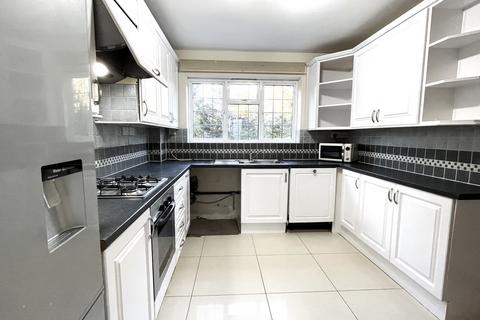 3 bedroom semi-detached house to rent, Grange Crescent, Chigwell, Essex. IG7 5JD