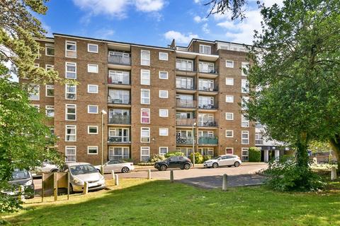 71 Westmoreland Drive, Sutton, SM2 6AB
