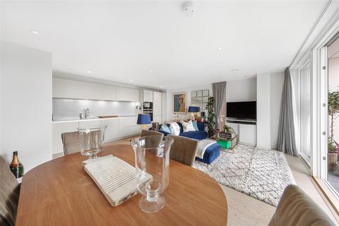 2 bedroom flat for sale, Tileman House, Upper Richmond Road, SW15