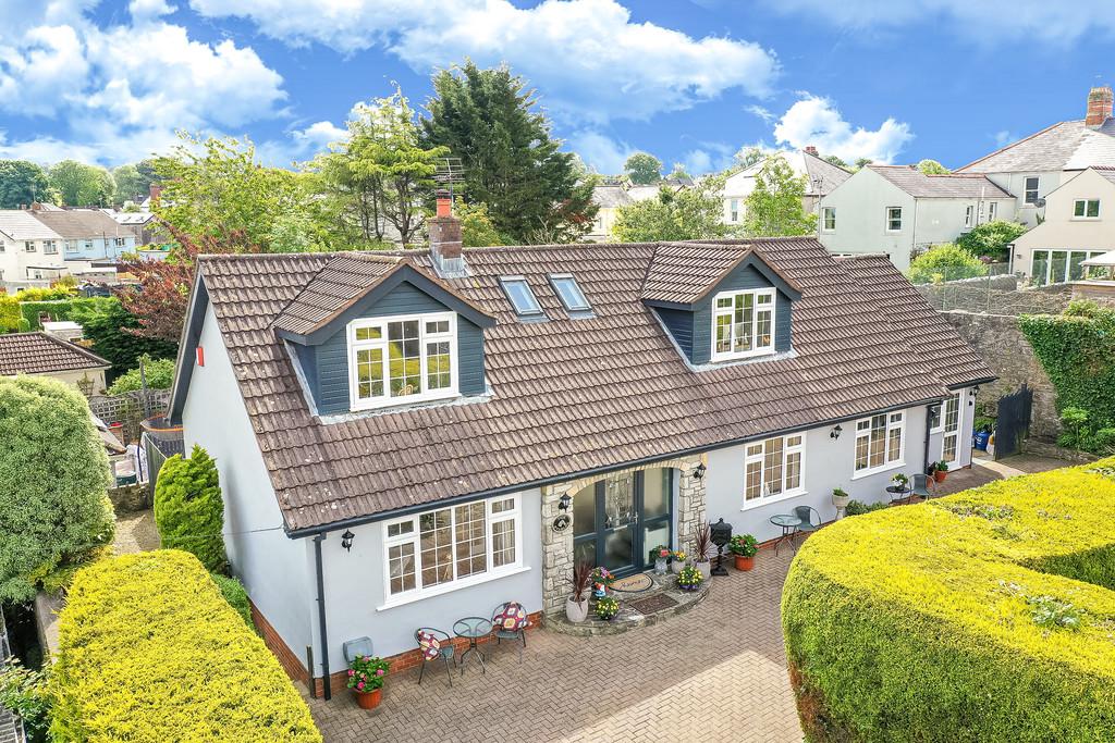 The Stables, Cae Stumpie, Cowbridge, Vale of CF71 7DL 4 bed